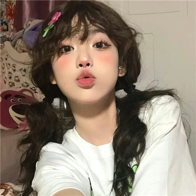 丽水伴游女生卞寄蕾的资料